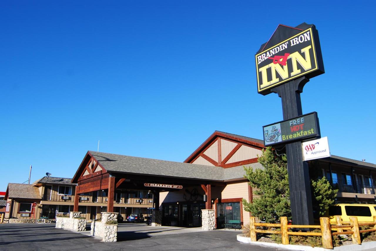 Brandin' Iron Inn West Yellowstone Exterior photo